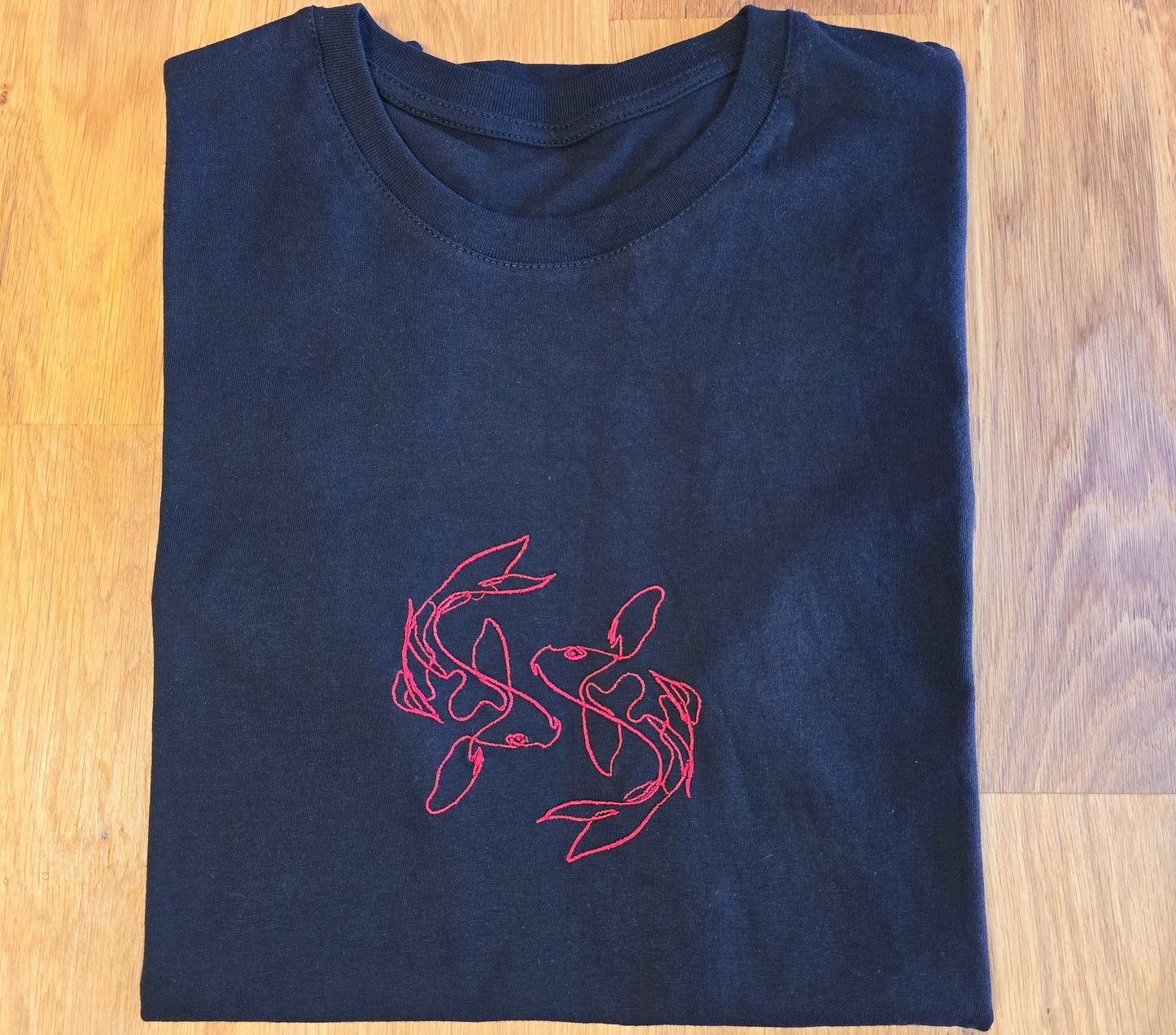 T-shirt brodé - "Koi"