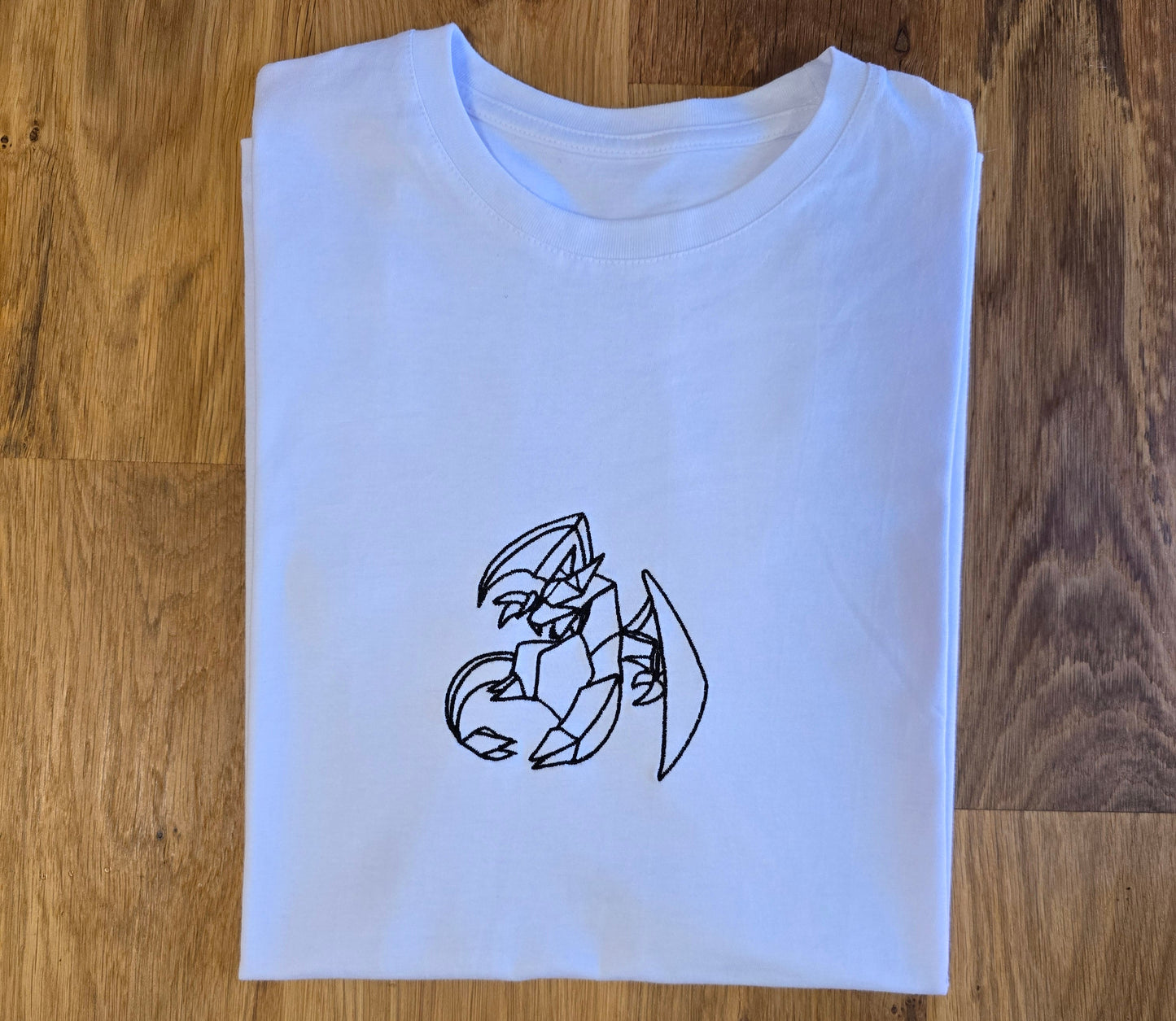 T-shirt brodé - "Flamme Pliée"