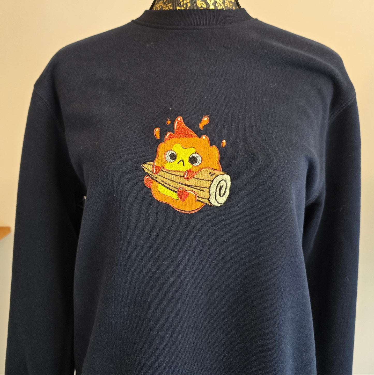 Sweat brodé sans capuche - "Flamme de Vie"