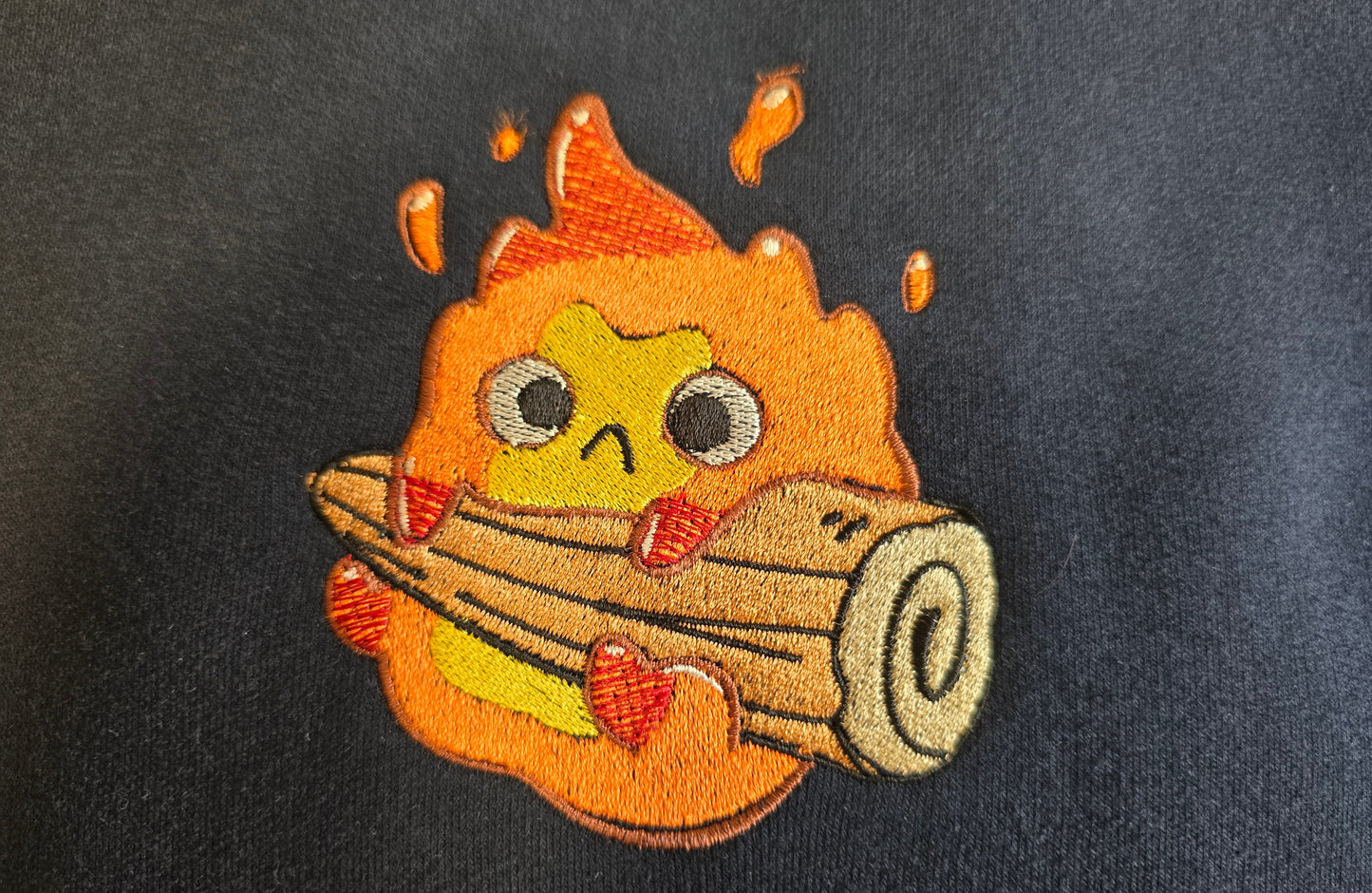 Sweat brodé sans capuche - "Flamme de Vie"