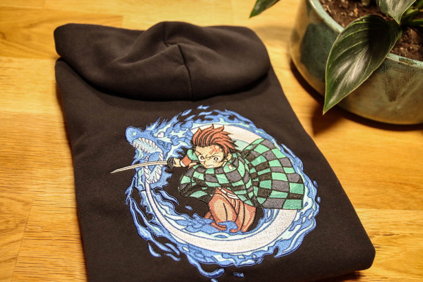 Sweat brodé à capuche "Souffle de l'eau" – Demon Slayer
