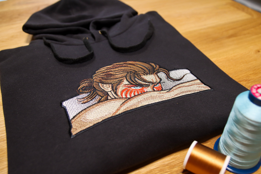 Sweat brodé à capuche "Eren - Ange Déchu"